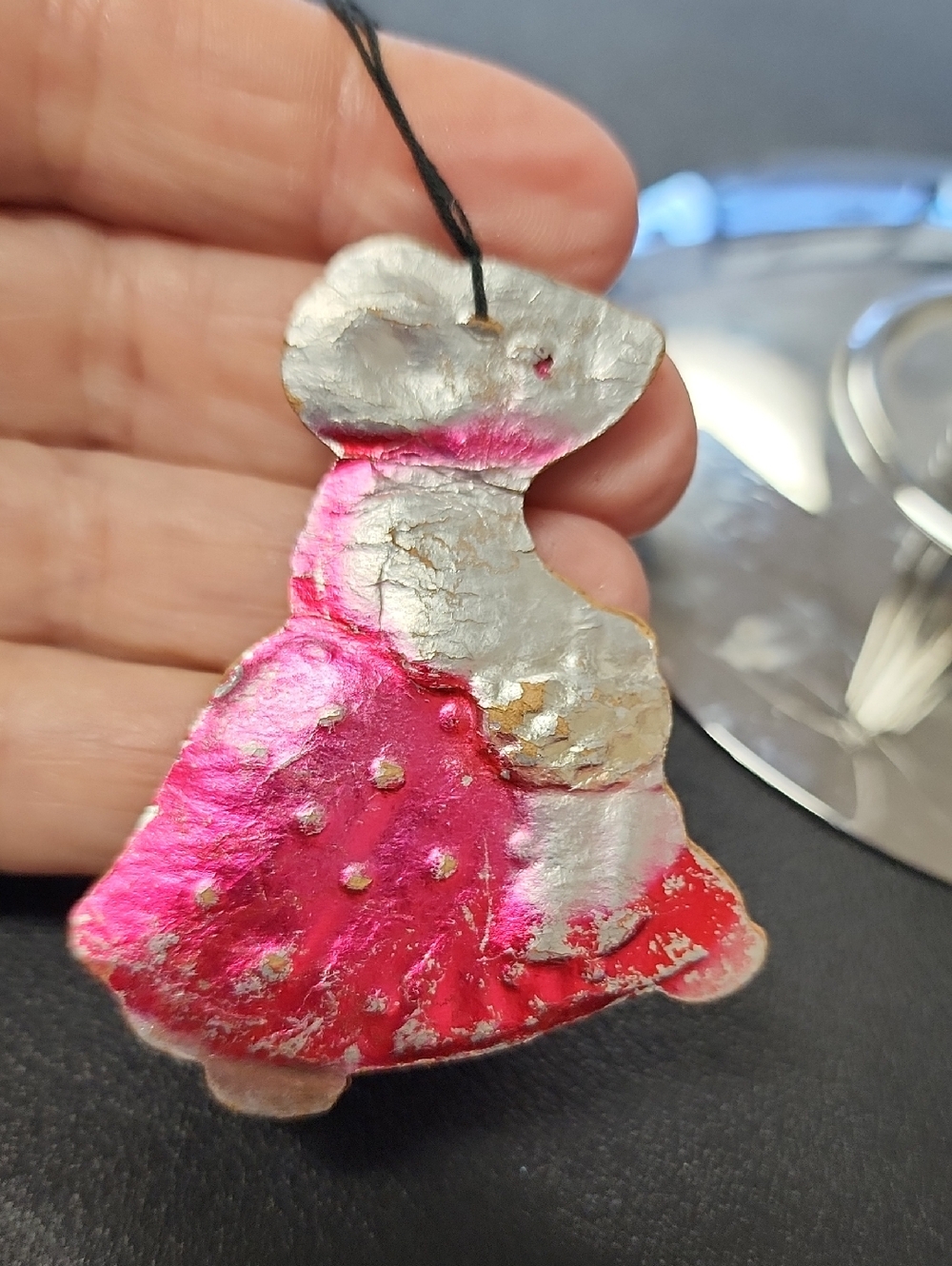 Christmas Ornament Jewelry Tree, With 15 Assorted Vintage Ornaments! - Picture 16 of 16